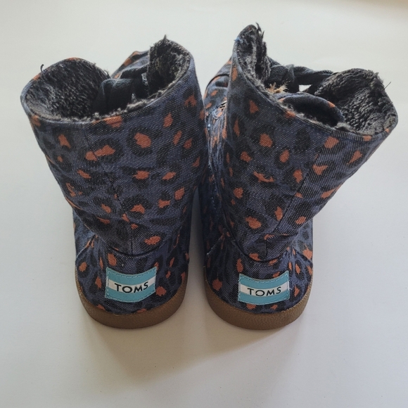 Toms Women's Highland Botas Hightop Canvas and Blue Cheetah Print Booties - Picture 3 of 6